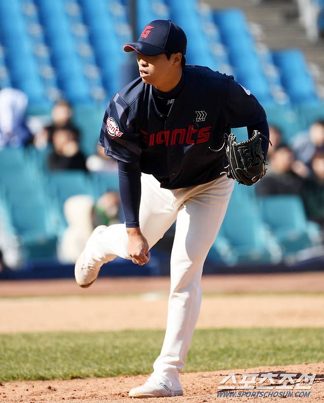 14일 대구 삼성라이온즈파크에서 열린 KBO리그 삼성과 롯데의 시범경기. 롯데 구승민이 역투하고 있다. 대구=박재만 기자 pjm@sportschosun.com/2024.03.14/