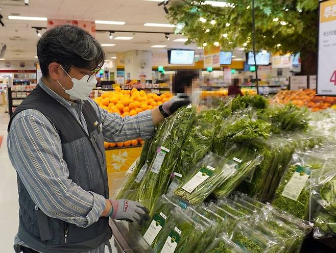 이마트가 이달 12~18일 봄철 신선먹거리를 최대 50% 할인판매하는 행사를 연다. 이마트 제공