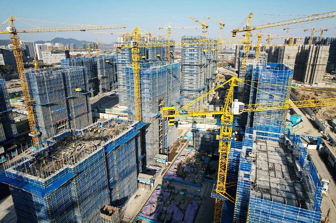 중국 항저우 지역에서 주거단지 개발 사업이 진행되고 있다. (사진=AFP)