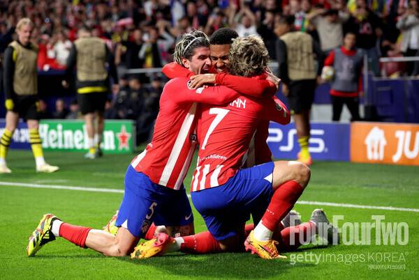 사진=게티이미지.&nbsp;아틀레티코는 11일 오전 4시(한국시간) 스페인 마드리드에 위치한 에스타디오 시비타스 메트로폴리타노에서 열린 2023-24시즌 유럽축구연맹(UEFA) 챔피언스리그(UCL) 8강 1차전에서 도르트문트에 2-1로 승리했다.