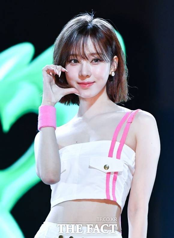 그룹 에스파 멤버 윈터가 최근 수술을 받고 회복 중이다. /박헌우 기자