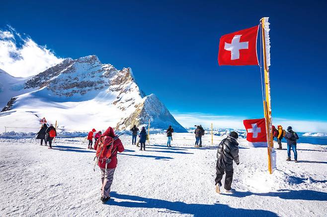 만년설이 뒤덮인 알프스 융프라우. [GETTYIMAGES]