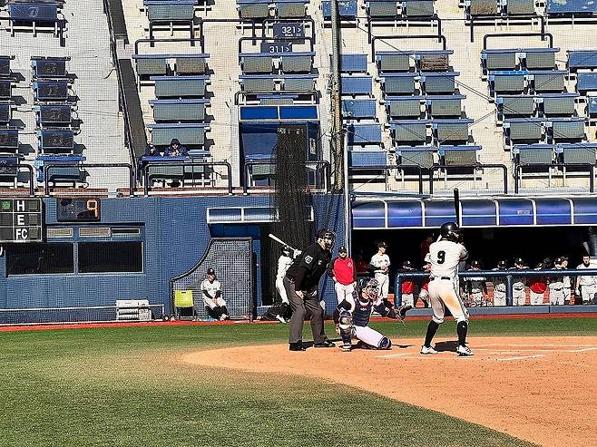 KBO umpire training using the ABS system (Yonhap)