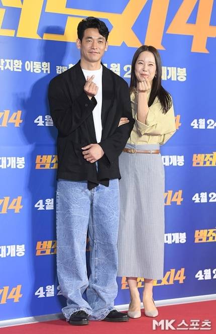 정석원 백지영 부부가 ‘범죄도시’ VIP 시사회에 참석했다.사진=천정환 기자