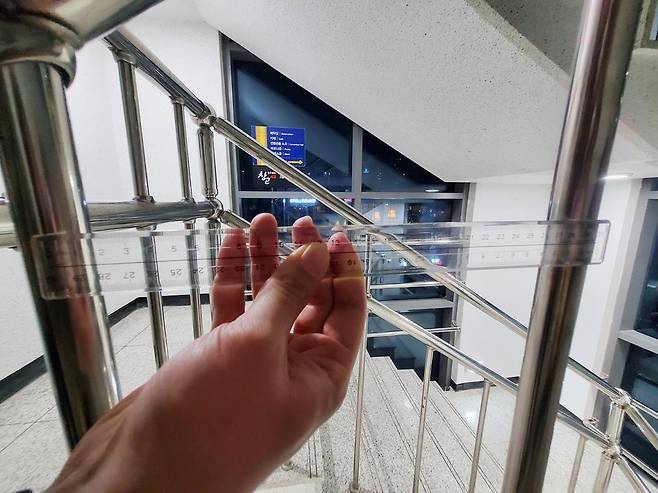 지난해 4월 사고 당시 호텔 계단 난간 [촬영 박세진]