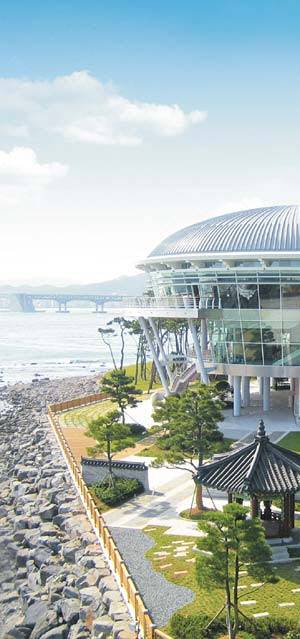 부산 해운대구 동백섬 안에 위치한 누리마루 아태경제협력체(APEC) 하우스. 부산시청 제공