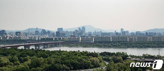 서울 강남구 압구정동 재건축 예정 아파트 단지. 2023.5.8/뉴스1 ⓒ News1 이재명 기자