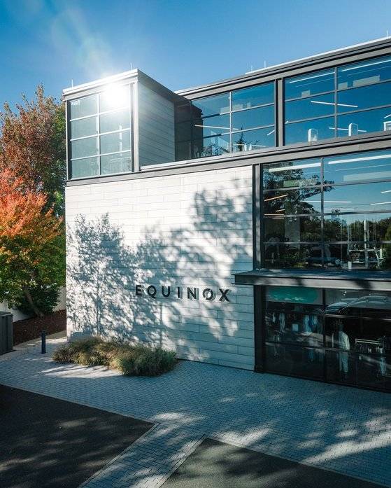미국 프리미엄 피트니스 센터 브랜드인 이퀴녹스(Equinox). 이퀴녹스 인스타그램