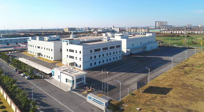 강소콜마가 중국합격평정국가인가위원회(CNAS) 인증을 획득하며 중국 시장 내 K-건기식 경쟁력을 높이고 있다.(콜마비앤에이치제공)