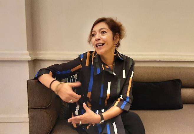 엘리자베스 살몬 유엔 북한인권특별보고관이 16일(현지 시각) 아르헨티나 수도 부에노스아이레스의 알베아르 아이콘 호텔에서 본지와 인터뷰하고 있다. /서유근 특파원