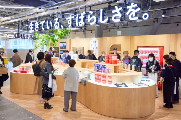 일본 도쿄 하라주쿠의 '하라카도 백화점'에 입점한 텐가 플래그십 스토어 '텐가랜드' ⓒ텐가