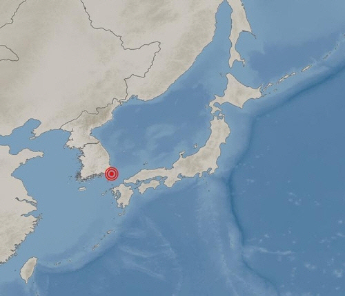 19일 오후 11시 27분께 규모 3.9 지진이 발생한 일본 나가사키현 대마도 북북동쪽 96㎞ 해역. [기상청 제공]