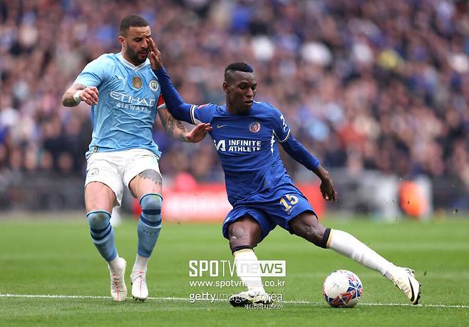 ▲ 맨체스터 시티는 21일(한국시간) 런던 웸블리 스타디움에서 열린 2023-24시즌 FA컵 준결승에서 첼시를 1-0으로 꺾었다. 후반 34분에 터진 베르나르두 실바의 결승골에 힘입어 두 시즌 연속 우승을 향한 질주를 이어나갔다.