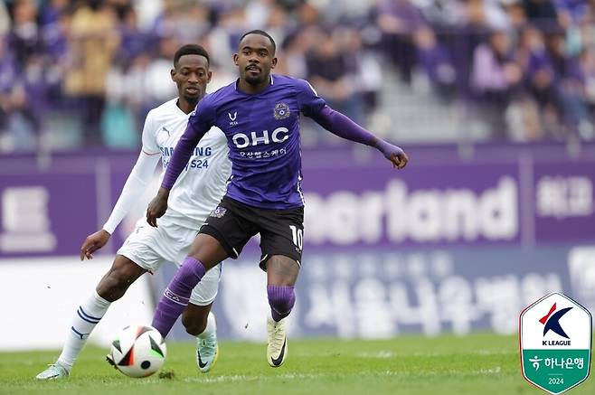 ▲ FC안양-수원 삼성의 경기. ⓒ한국프로축구연맹