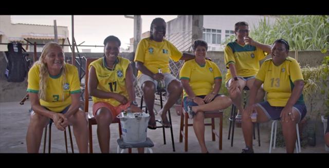다큐멘터리 영화 ‘브라질의 골때녀’는 브라질 최초 여자 축구팀 멤버들의 회고담을 담았다. 전주국제영화제 제공