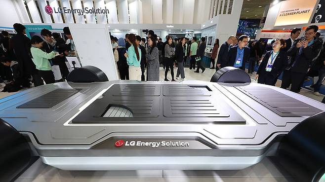 '2024 인터배터리' LG에너지솔루션 부스