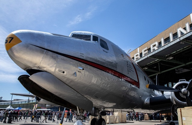 더글러스 C-54 스카이마스터. 연합뉴스