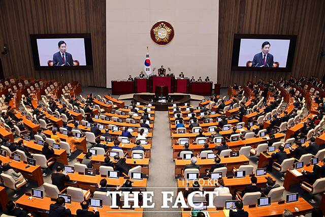 민주당은 채 상병 특검법, 이태원참사 특별법 등을 21대 국회에서 처리하겠다는 방침이다. 국민의힘은 민주당이 일방적으로 입법을 몰아붙인다며 반발하고 있다. /배정한 기자