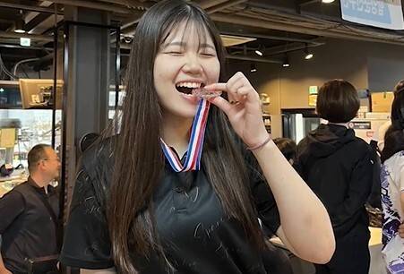 현금 122만원을 주워 경찰에 가져다 준 여고생 양은서 양. MBC 갈무리