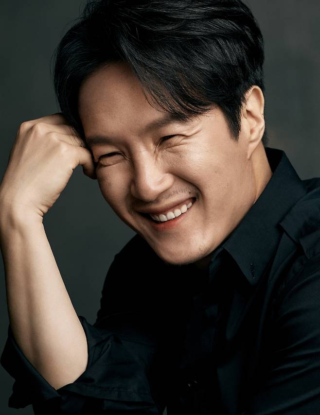 배우 이중옥  알비더블유(RBW), DSP미디어