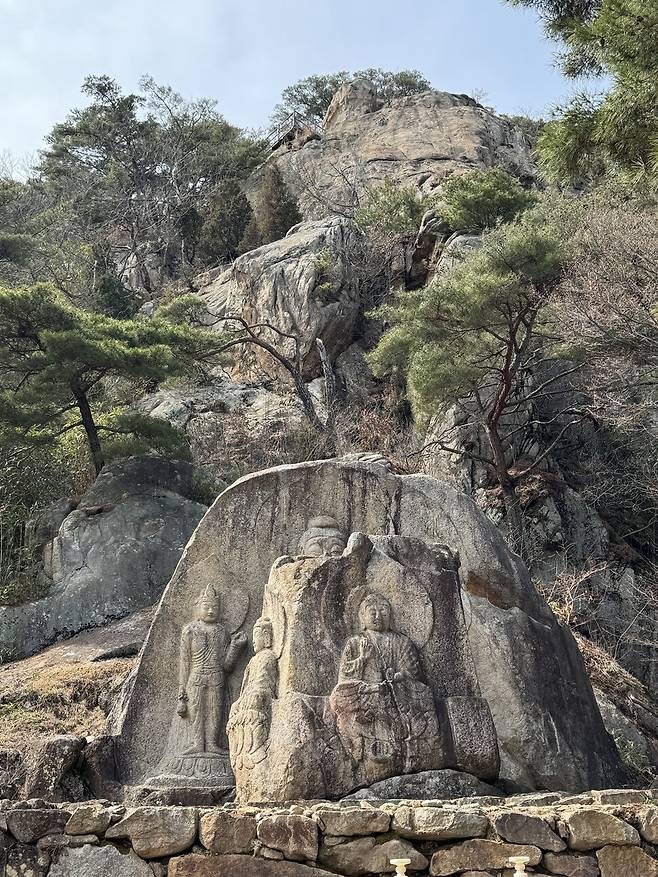 경주 남산의 칠불암.