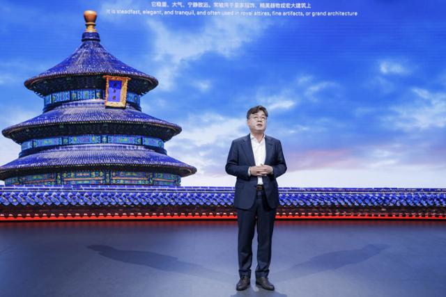 이철 제네시스 중국법인(GMC) 업무총괄 상무가 25일(현지시간) 베이징 중국국제전람중심 순의관에서 열린 '2024 베이징 국제 모터쇼(Auto China 2024)' 제네시스 프레스 콘퍼런스에서 발표하고 있다. 현대차·기아 제공