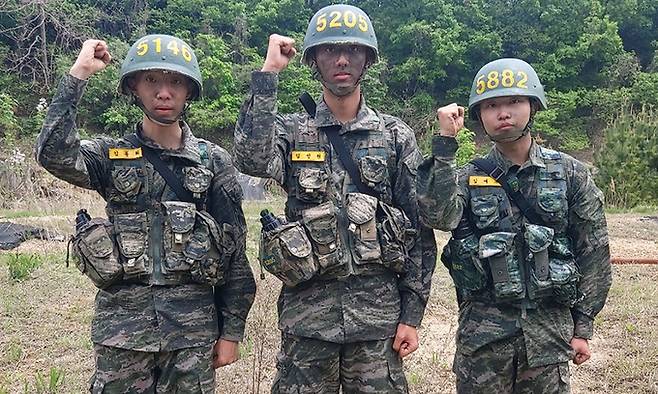 (왼쪽부터)김동휘, 김성원, 김재우 훈련병.