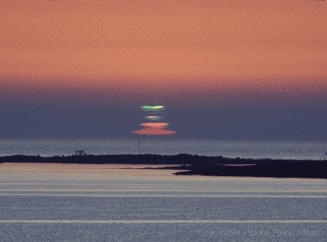 1992년 핀란드에서 포착된 태양 그린 플래시. 사진=미 항공우주국(NASA) 오늘의 사진(APOD)