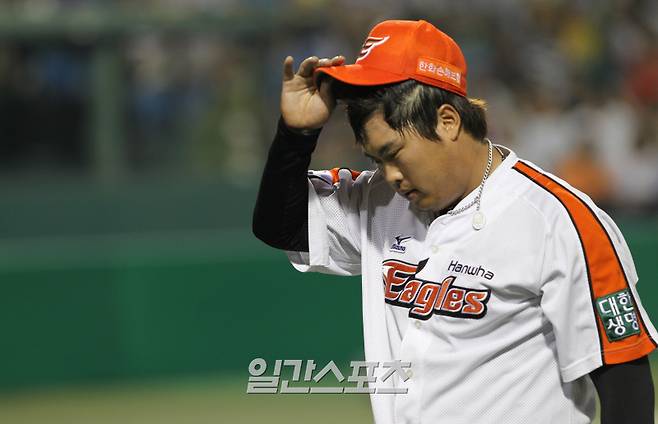 2012년 류현진은 최연소, 최소경기 100승 달성에 실패했다. IS 포토.
