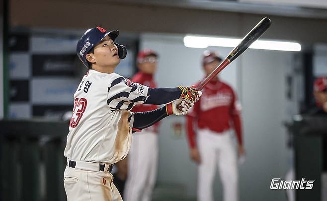 손호영은 롯데 자이언츠 유니폼을 입은 뒤 야구 인생의 꽃을 피우고 있다. (롯데 자이언츠 제공)