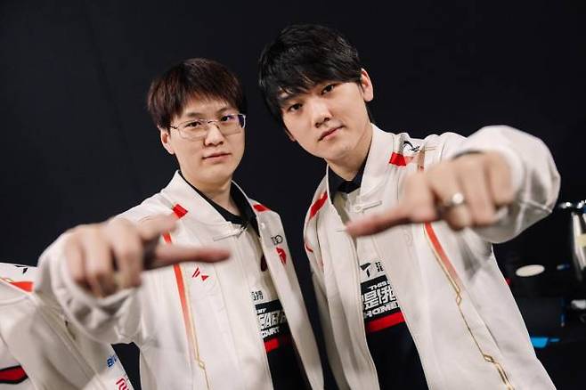 ‘재키러브’ 위원보(오른쪽)와 ‘메이코’ 톈예. 라이엇 게임즈