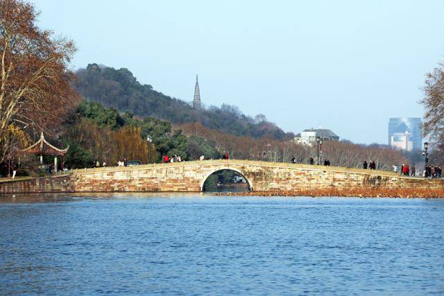 항저우 서호의 서령교. ⓒ최종명