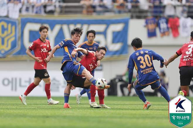 서울-울산 경기 모습. /사진=한국프로축구연맹 제공