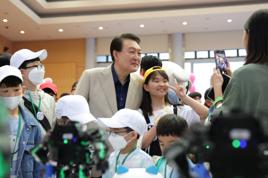 2023년 5월 5일 윤석열 대통령이 청와대 연무관에서 어린이날 초청행사를 가졌다. 사진=대통령실