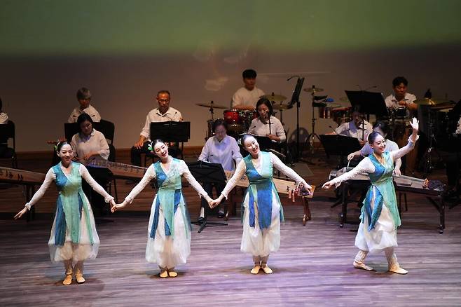 대전시립연정국악단이 지난해 가정의 달 5월을 맞아 아이들을 위한 동화구연 공연을 펼쳤다. 사진은 당시 선보인 '토요국악' 공연 모습. 대전시립연정국악원 제공