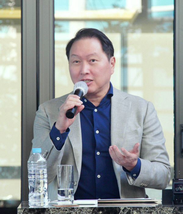 최태원 대한상공회의소 회장은 지난 2일 기자간담회에서 중국과의 관계 개선을 강조했다. 대한상의 제공