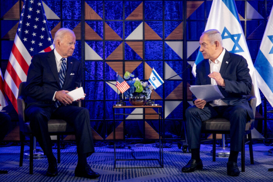 지난해 10월 이스라엘 텔아비브에서 회담하는 조 바이든(왼쪽) 미국 대통령과 벤야민 네타냐후 이스라엘 총리 로이터 연합뉴스