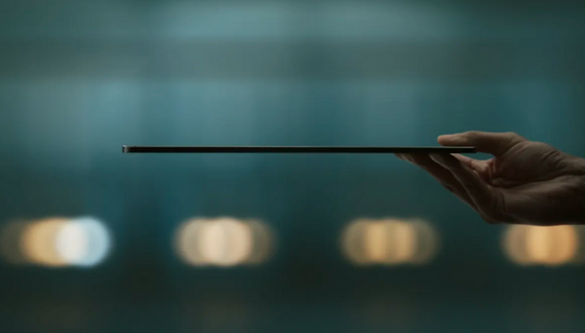 애플이 새로운 인공신경망 칩 ‘M4’를 장착한 태블릿 ‘아이패드 프로(iPad Pro)’를 공개했다.