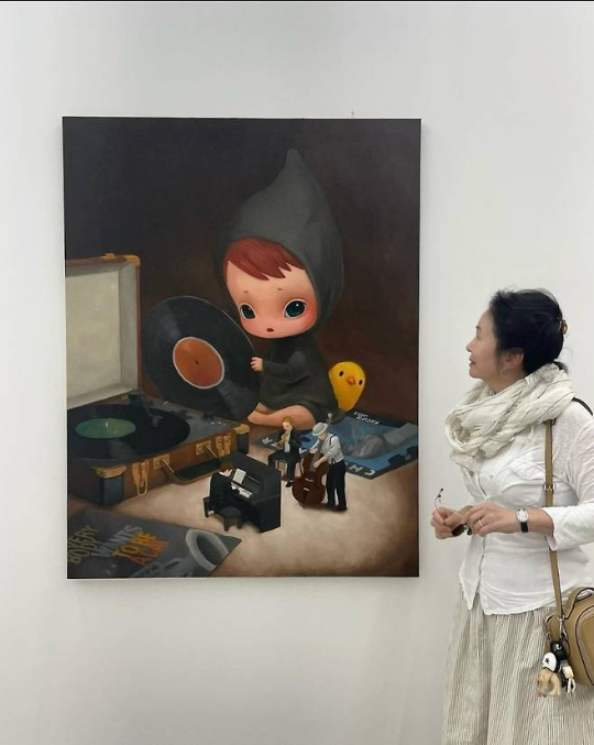 김미숙은 아이보리색 스트라이프 스카프를 목에 둘러 포근하고 부드러운 겨울 준비의 이미지를 완성시켰다.사진=김미숙 SNS