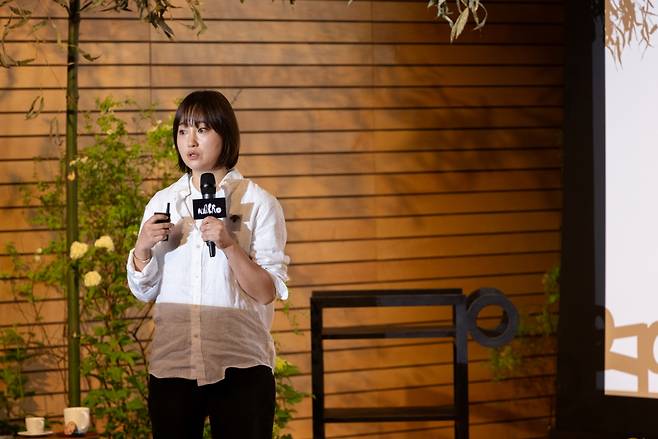 Sue-kyoung Park, SMC Founder & Co-owner, the company behind Gold Pig restaurant, speaks at a global symposium Nanro Insight held at Leeum Museum of Art on April 30. (Nanro Foundation)