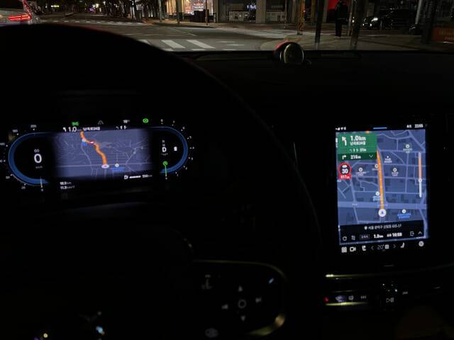 볼보 V90 크로스컨트리에서 사용한 티맵 인포테인먼트 시스템 (사진=지디넷코리아)