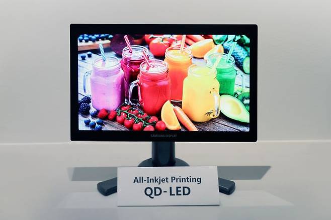 삼성디스플레이가 개발한 자발광 QD-LED 시제품ⓒ삼성디스플레이