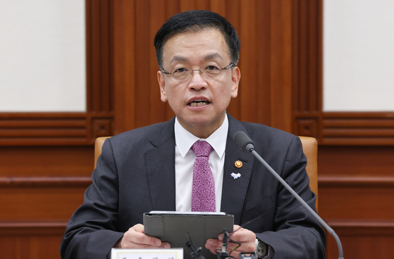 Deputy Prime Minister Choi Sang-mok speaks during an economic ministerial meeting at the Seoul Government Complex in central Seoul on Monday. [NEWS1]