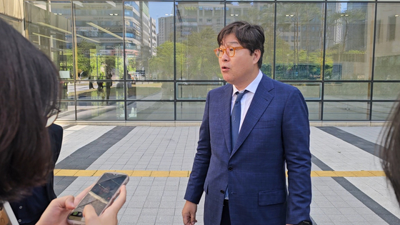 재판이 끝난 뒤 기자들과 만난 김성태 전 쌍방울 회장