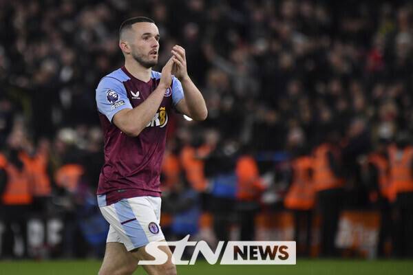 아스톤 빌라 주장 존 맥긴. 사진┃뉴시스/AP