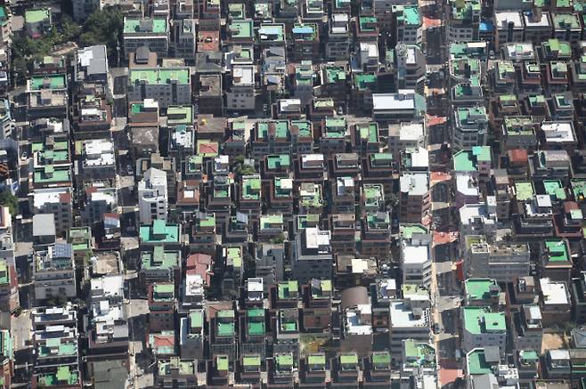 서울 강서구가 빌라 밀집 지역을 중심으로 전세가율이 다시 상승세 조짐을 보이고 있다. 사진은 서울의 한 빌라 밀집지./사진=뉴시스