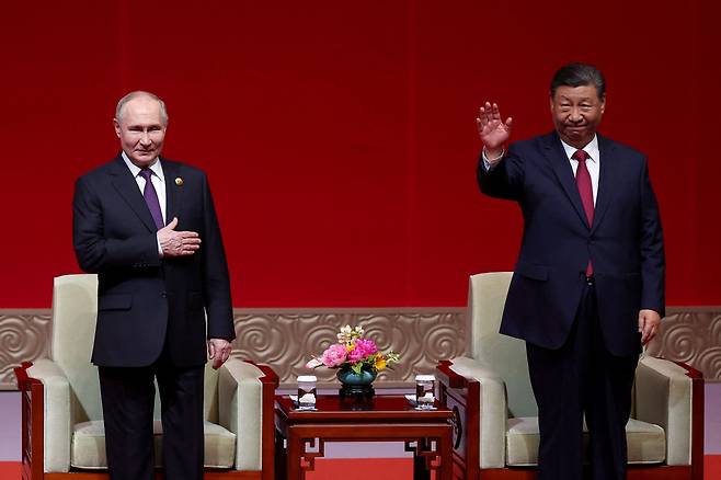 블라디미르 푸틴 러시아 대통령(왼쪽)과 시진핑 중국 국가주석. [AFP]
