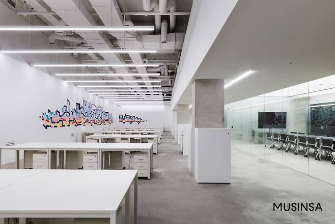 과거 무신사 오피스로 쓰였던 엠프티 베이스먼트. [무신사 제공]