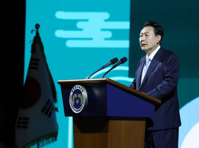 윤석열 대통령이 17일 정부대전청사에서 열린 국가유산청 출범식에서 축사를 하고 있다. 연합뉴스