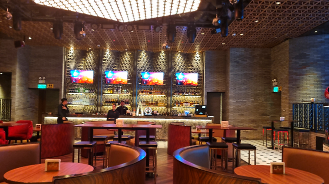 카오 데이 & 나이트클럽 / 사진=김혜성 여행+ 기자